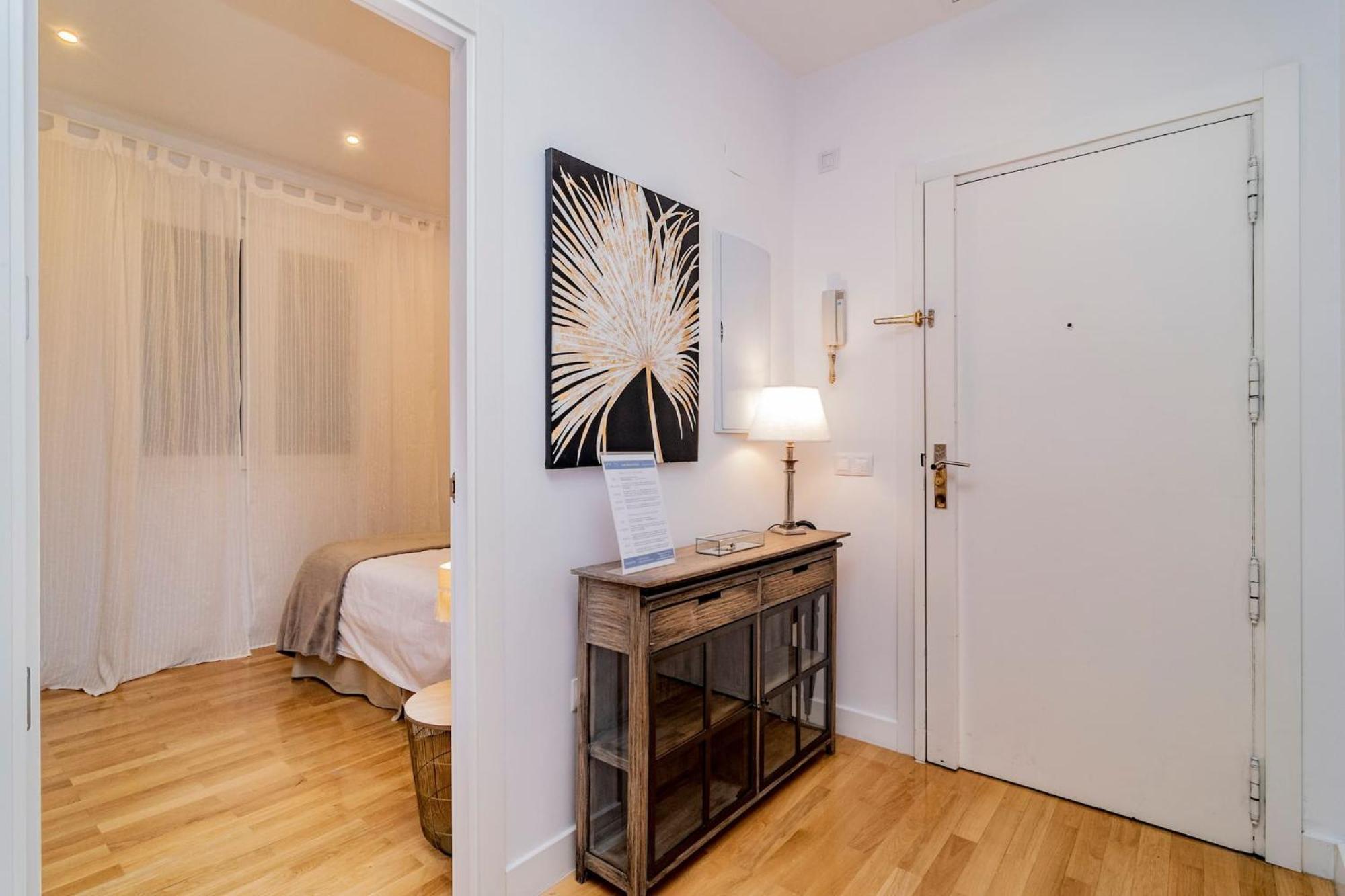 Juan Bravo Suites Мадрид Экстерьер фото