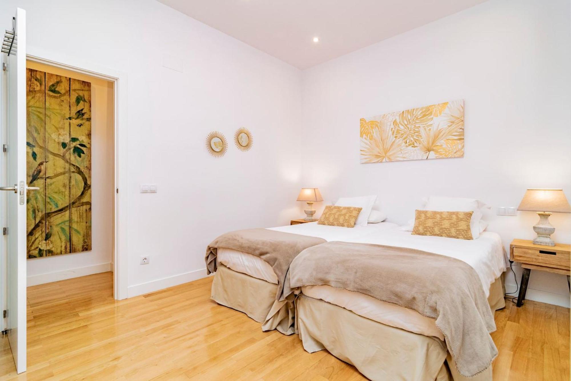 Juan Bravo Suites Мадрид Экстерьер фото
